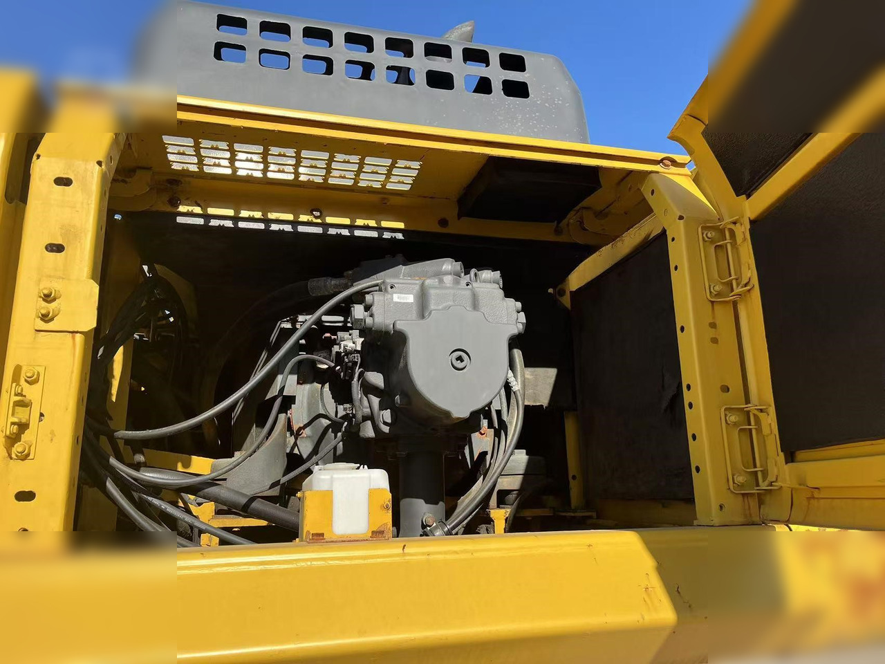 KOMATSU PC400-8R - Escavadora de rastos: foto 4 KOMATSU PC400-8R - Escavadora de rastos: foto 4