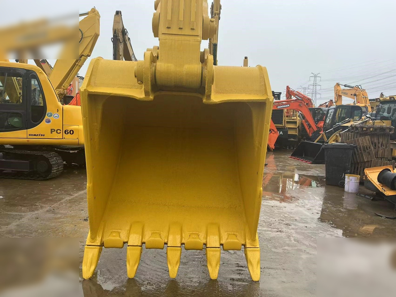 KOMATSU PC450-8 - Escavadora de rastos: foto 4 KOMATSU PC450-8 - Escavadora de rastos: foto 4