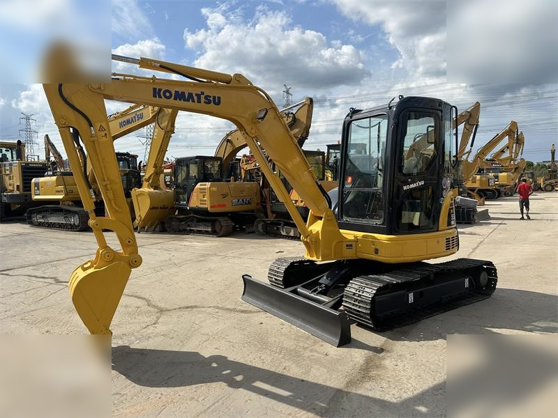 KOMATSU PC55MR-2 - Mini escavadeira: foto 1 KOMATSU PC55MR-2 - Mini escavadeira: foto 1