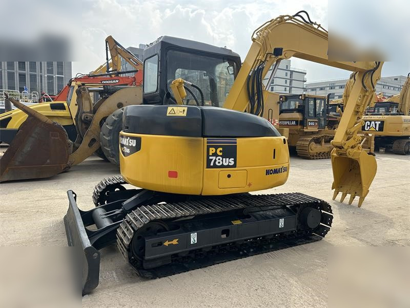 KOMATSU PC78US-6 - Escavadora de rastos: foto 4 KOMATSU PC78US-6 - Escavadora de rastos: foto 4