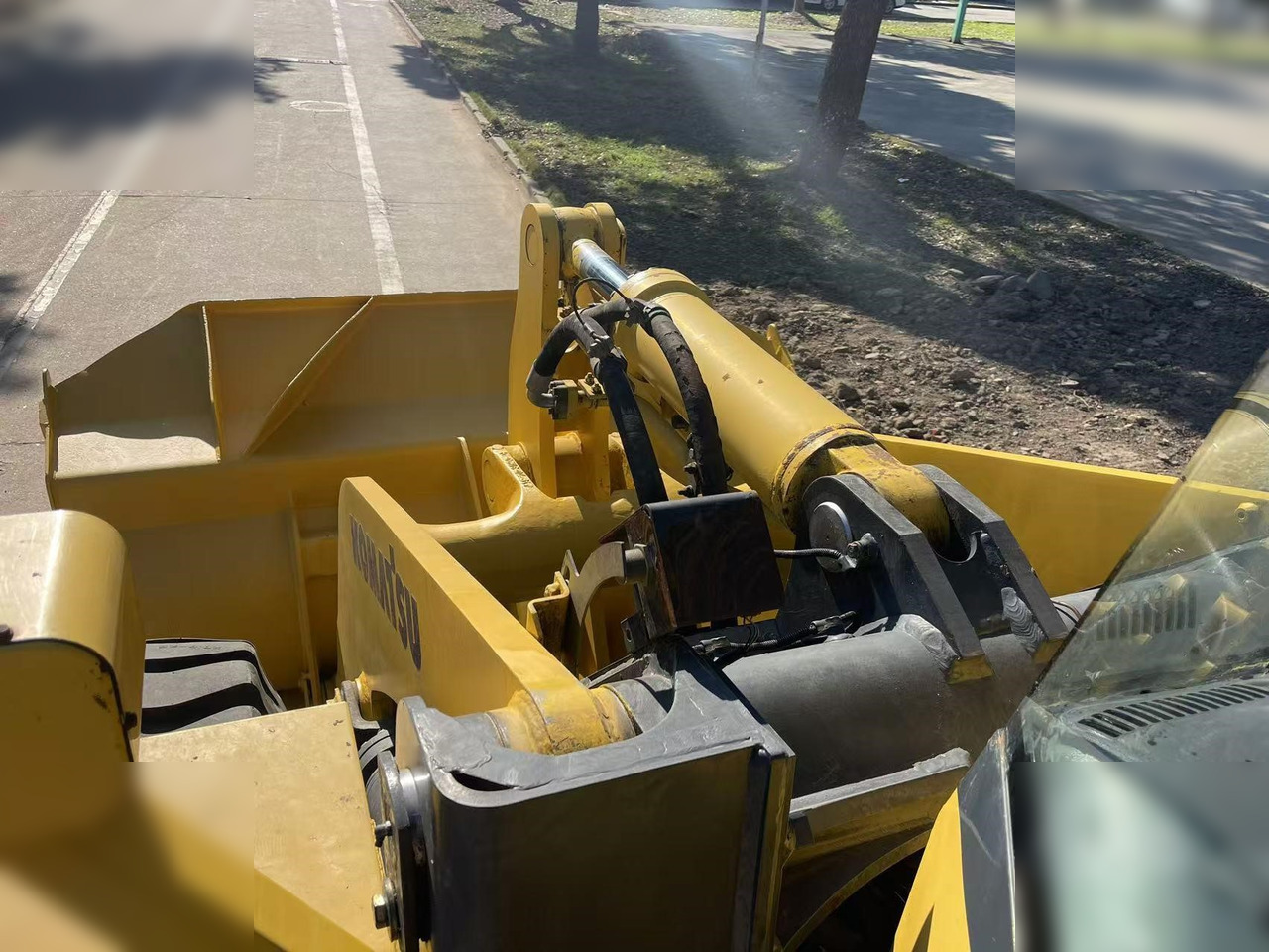 Carregadeira de rodas KOMATSU WA320-5: foto 9