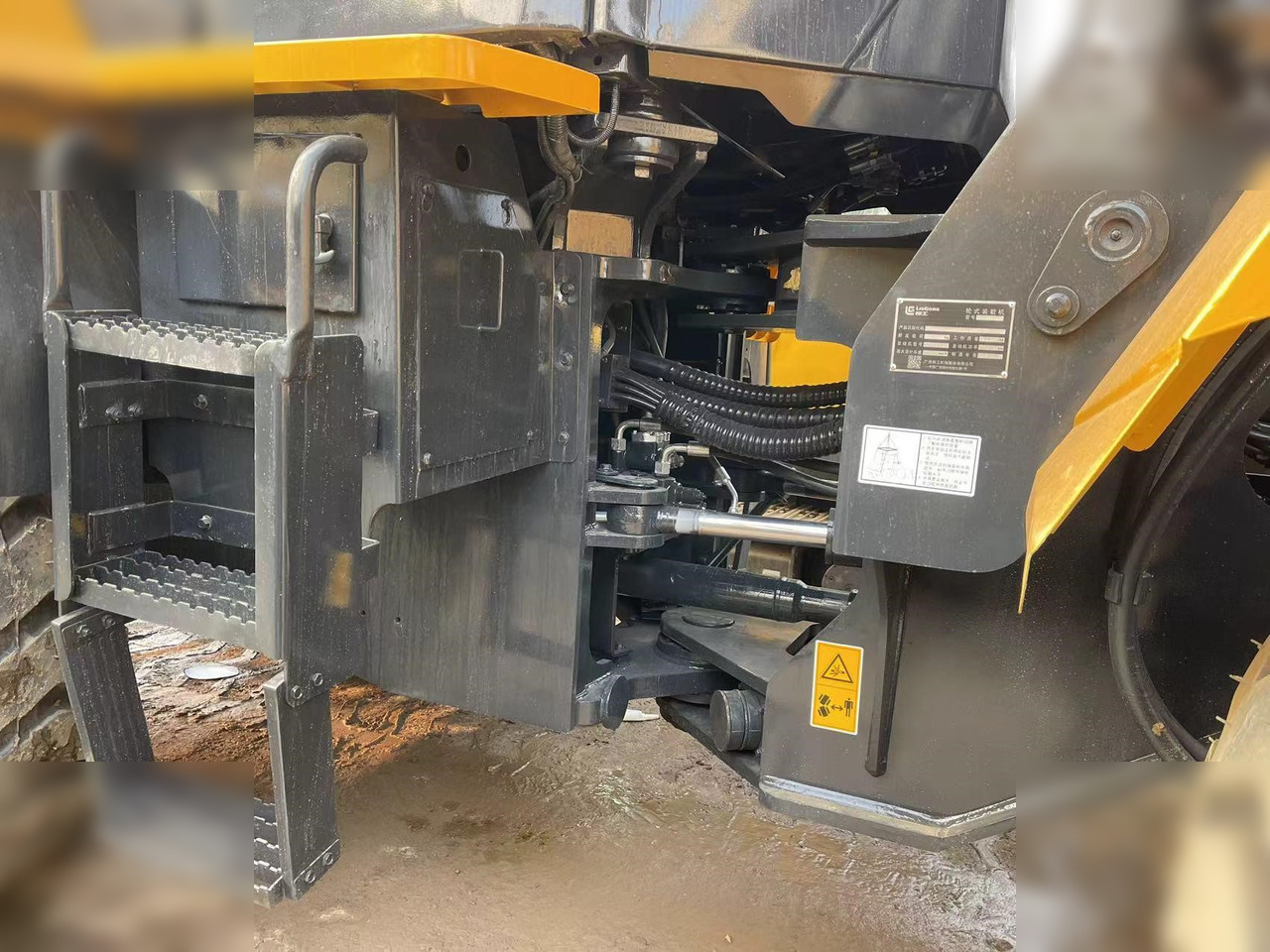 LIUGONG 856H - Carregadeira de rodas: foto 4 LIUGONG 856H - Carregadeira de rodas: foto 4