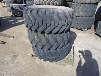 Däck 16/70-20 - Pneu de Máquina de construção: foto 1 Däck 16/70-20 - Pneu de Máquina de construção: foto 1