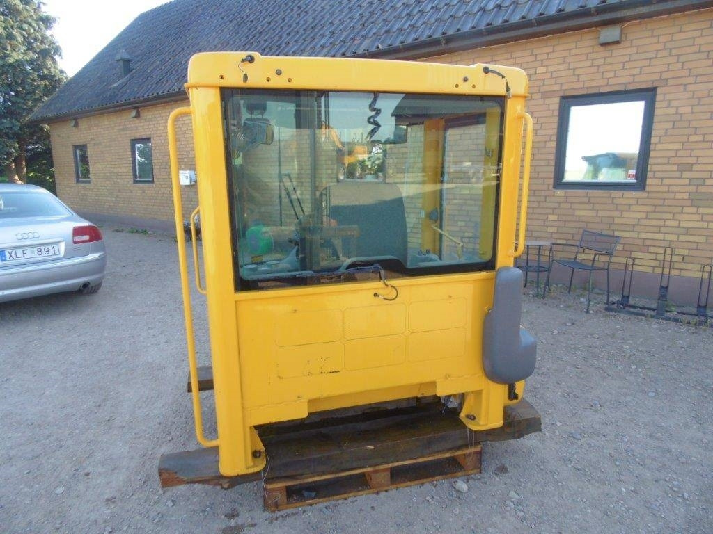 Volvo L 150 E - Cabine de Máquina de construção: foto 2 Volvo L 150 E - Cabine de Máquina de construção: foto 2