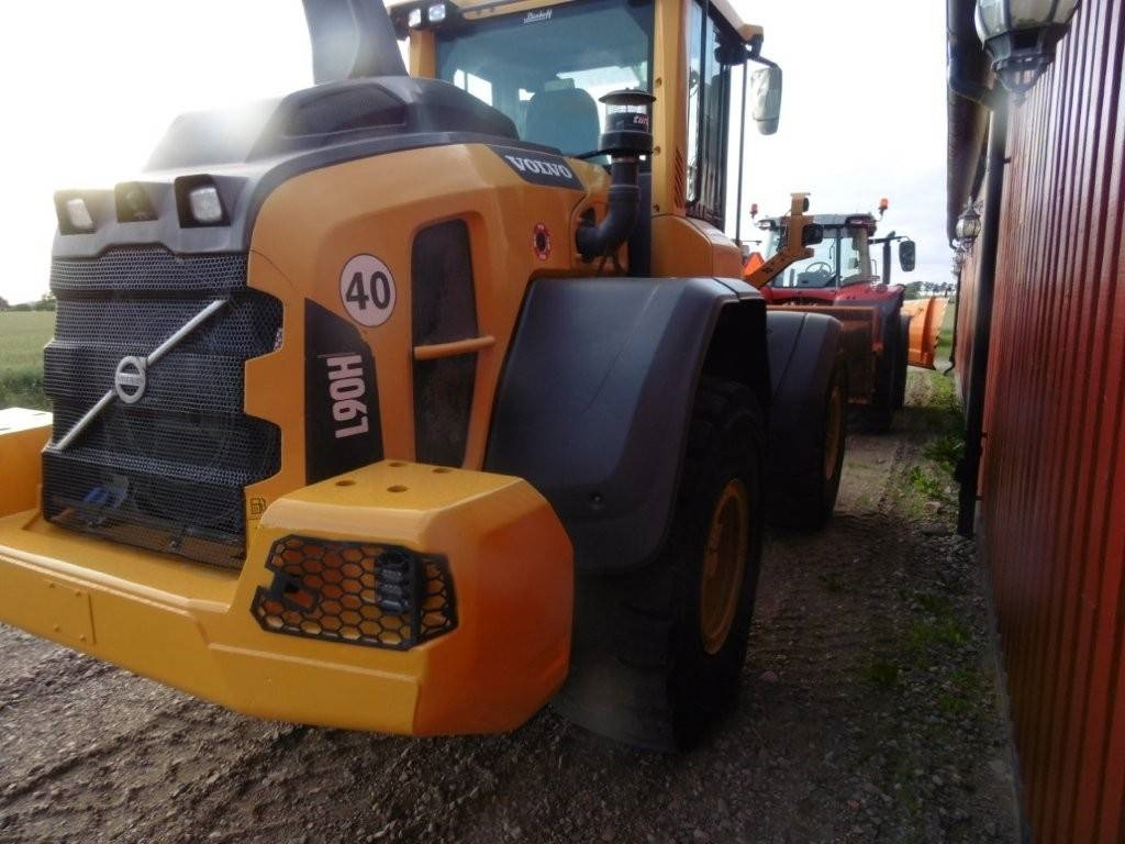 Volvo L 90 H - Carregadeira de rodas: foto 1 Volvo L 90 H - Carregadeira de rodas: foto 1
