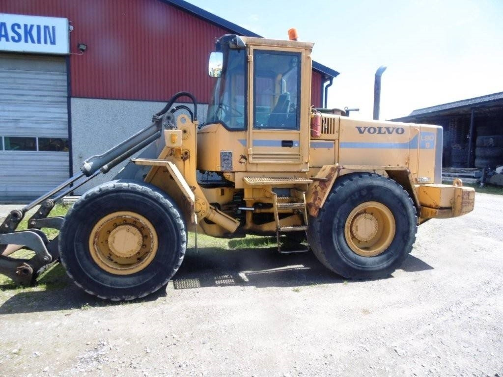 Volvo L90B - Carregadeira de rodas: foto 1 Volvo L90B - Carregadeira de rodas: foto 1