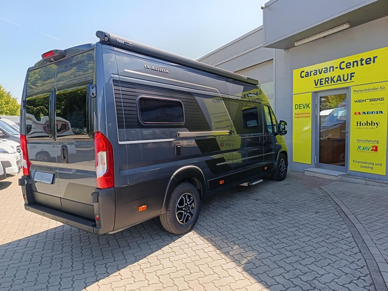 Adria Twin Edition 640 SGX Maxi 132kW*138L KÜHLSCHRANK - Campervan: foto 5 Adria Twin Edition 640 SGX Maxi 132kW*138L KÜHLSCHRANK - Campervan: foto 5