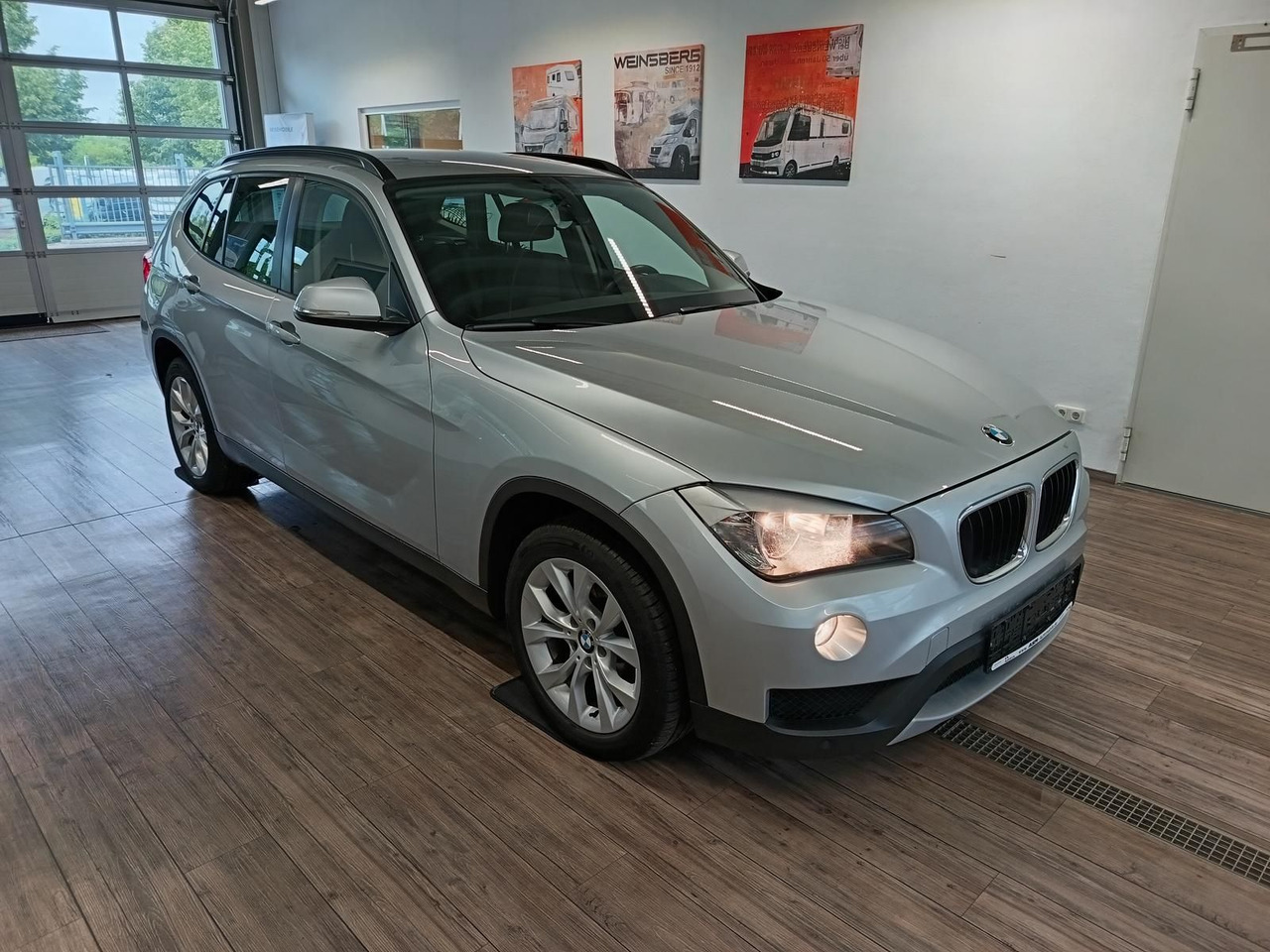 BMW X1  sDrive 18i 110 kW*SITZHEIZUNG*KLIMAAUTOMATIK - SUV: foto 3 BMW X1  sDrive 18i 110 kW*SITZHEIZUNG*KLIMAAUTOMATIK - SUV: foto 3