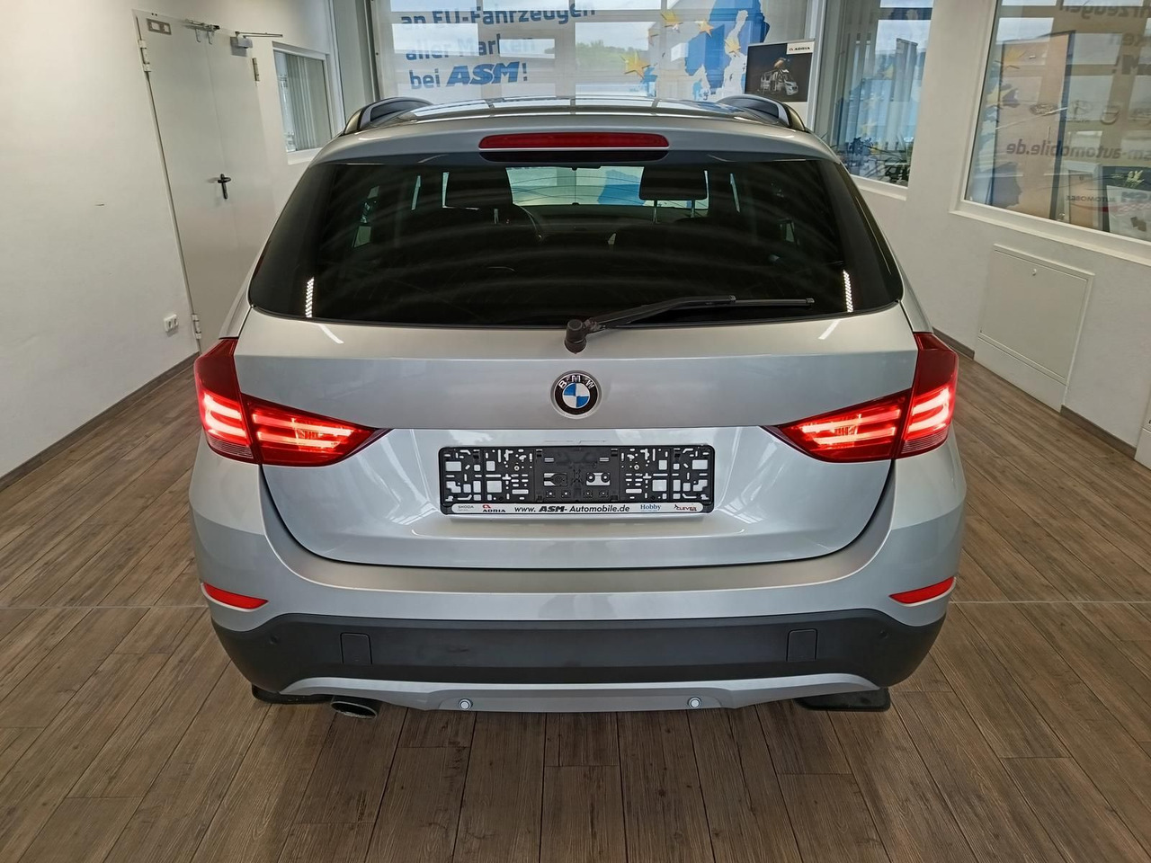 BMW X1  sDrive 18i 110 kW*SITZHEIZUNG*KLIMAAUTOMATIK - SUV: foto 5 BMW X1  sDrive 18i 110 kW*SITZHEIZUNG*KLIMAAUTOMATIK - SUV: foto 5
