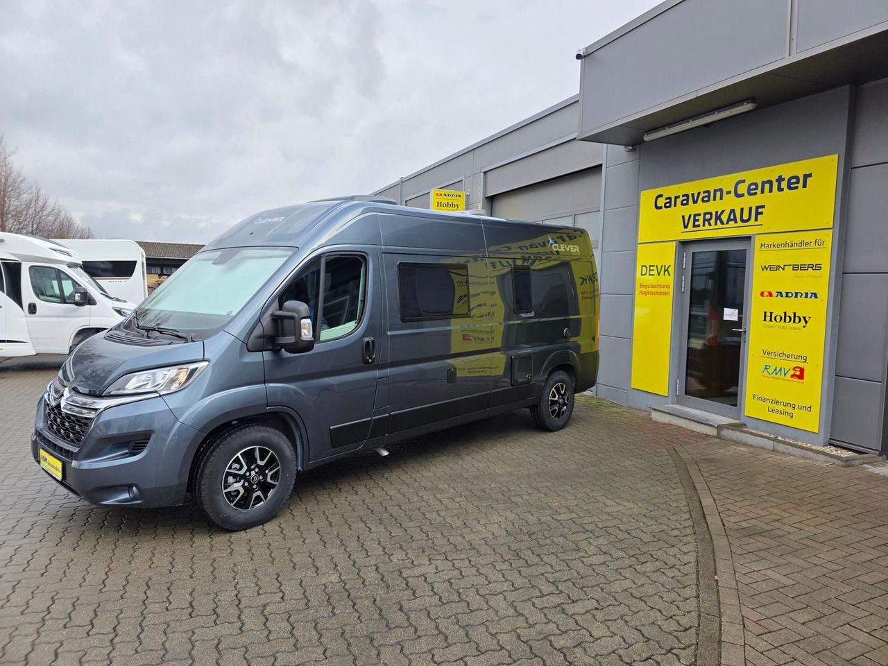Clever Celebration 600*121kW*SCHWENKBAD*SEASON SALE* - Campervan: foto 4 Clever Celebration 600*121kW*SCHWENKBAD*SEASON SALE* - Campervan: foto 4