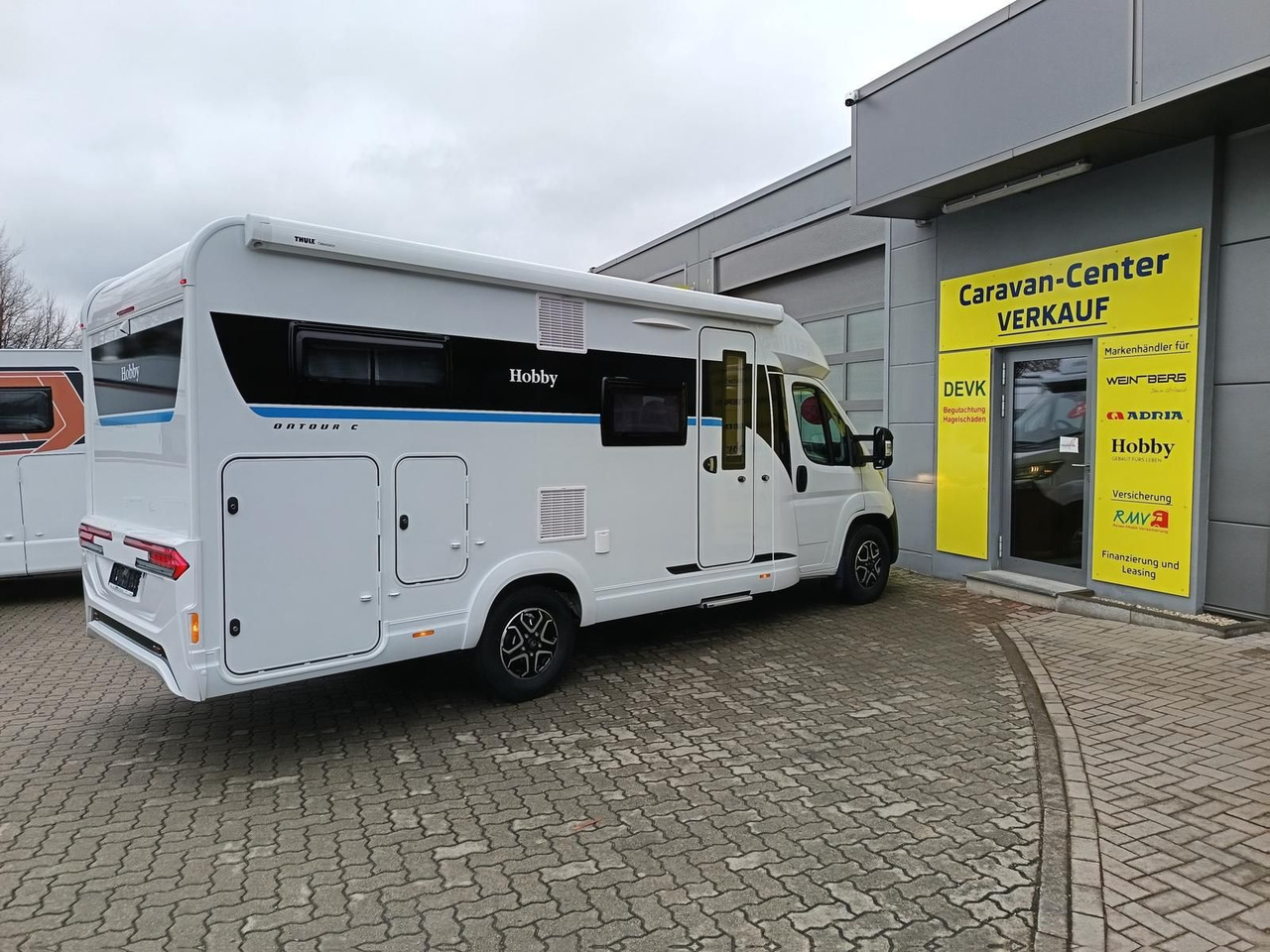 Hobby Ontour C680 GE*AUTOMATIK*LITHIUM*MARKISE*SOFORT* - Autocaravana perfilada: foto 5 Hobby Ontour C680 GE*AUTOMATIK*LITHIUM*MARKISE*SOFORT* - Autocaravana perfilada: foto 5