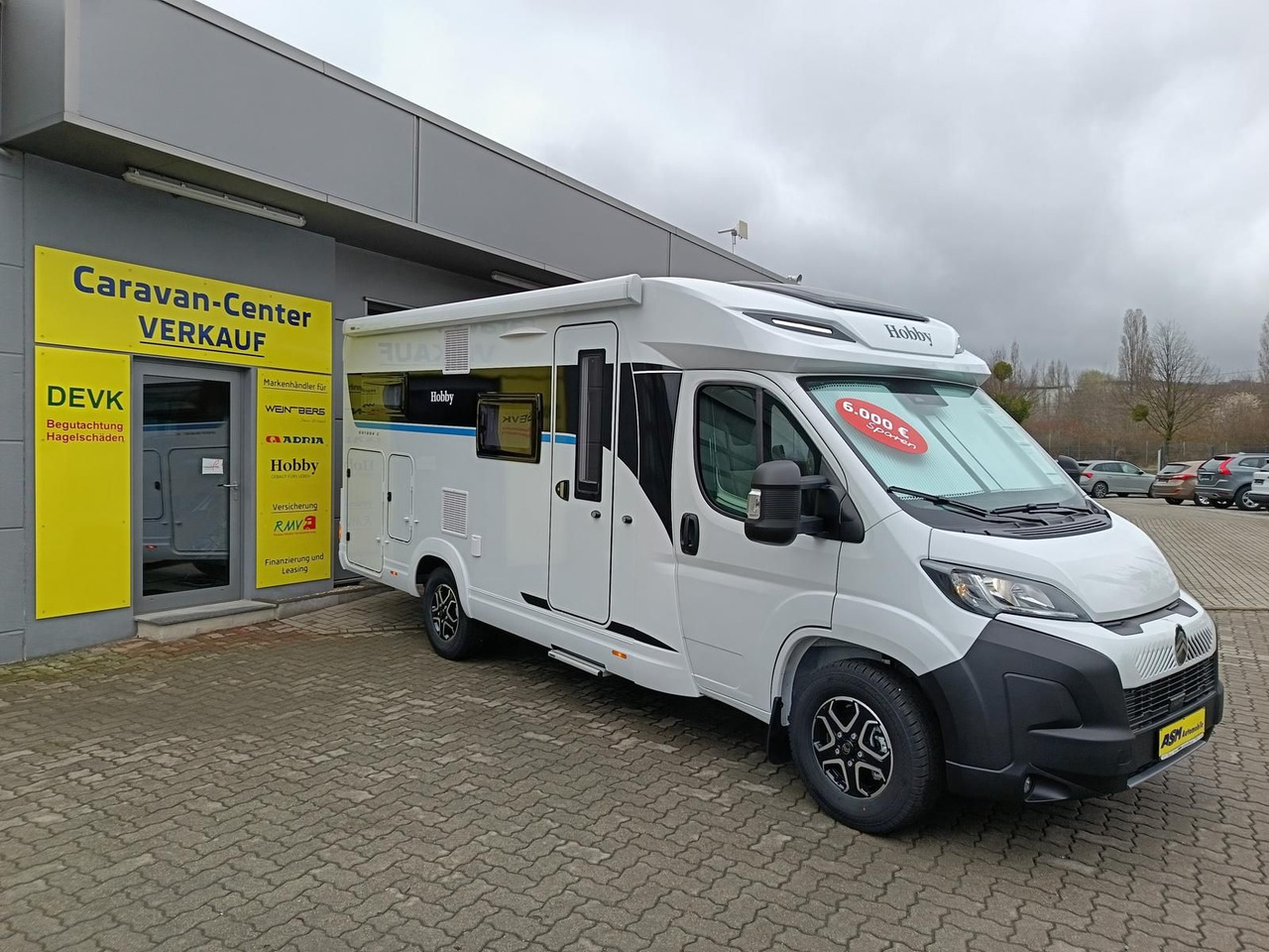 Hobby Ontour C680 GE*AUTOMATIK*LITHIUM*MARKISE*SOFORT* - Autocaravana perfilada: foto 2 Hobby Ontour C680 GE*AUTOMATIK*LITHIUM*MARKISE*SOFORT* - Autocaravana perfilada: foto 2