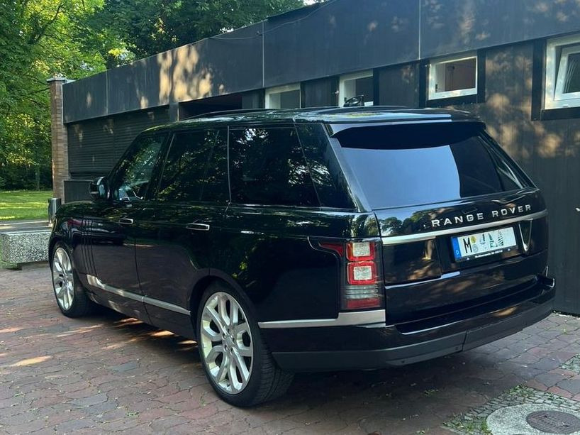 Land Rover Range Rover Vogue 4.4L V8*Autobiography*(LWB)* - SUV: foto 4 Land Rover Range Rover Vogue 4.4L V8*Autobiography*(LWB)* - SUV: foto 4