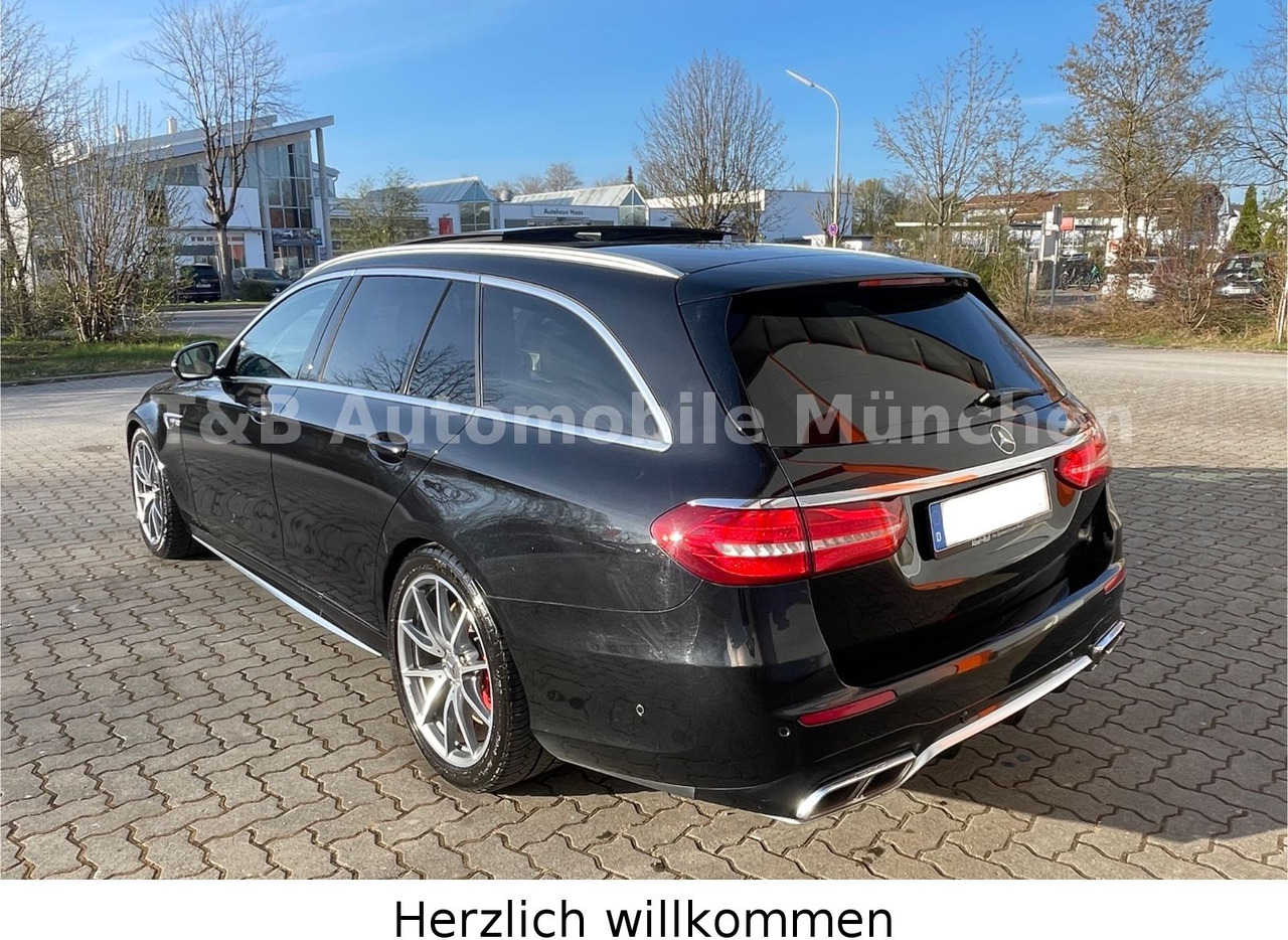Mercedes-Benz E 63 S AMG*4Matic+*Panorama*MB-Garantie*Designo* - Automóvel: foto 3 Mercedes-Benz E 63 S AMG*4Matic+*Panorama*MB-Garantie*Designo* - Automóvel: foto 3