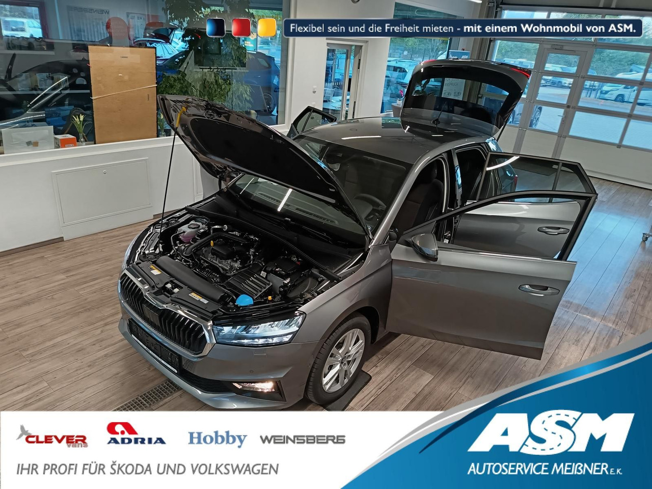 Skoda Fabia 30 Jahre DSG*VORBER.AHK*LED*R-KAM*TEMP*DAB - Sedã: foto 1 Skoda Fabia 30 Jahre DSG*VORBER.AHK*LED*R-KAM*TEMP*DAB - Sedã: foto 1