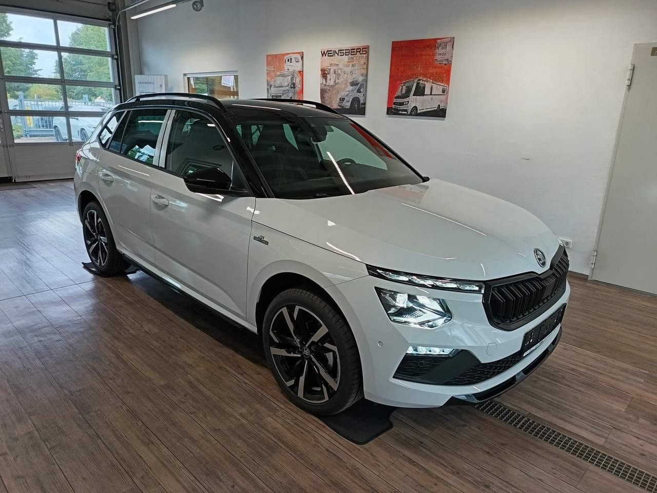 Skoda Kamiq Monte Carlo 1,5 TSI DSG*AHK*PANO*LED*ACC* - SUV: foto 3 Skoda Kamiq Monte Carlo 1,5 TSI DSG*AHK*PANO*LED*ACC* - SUV: foto 3