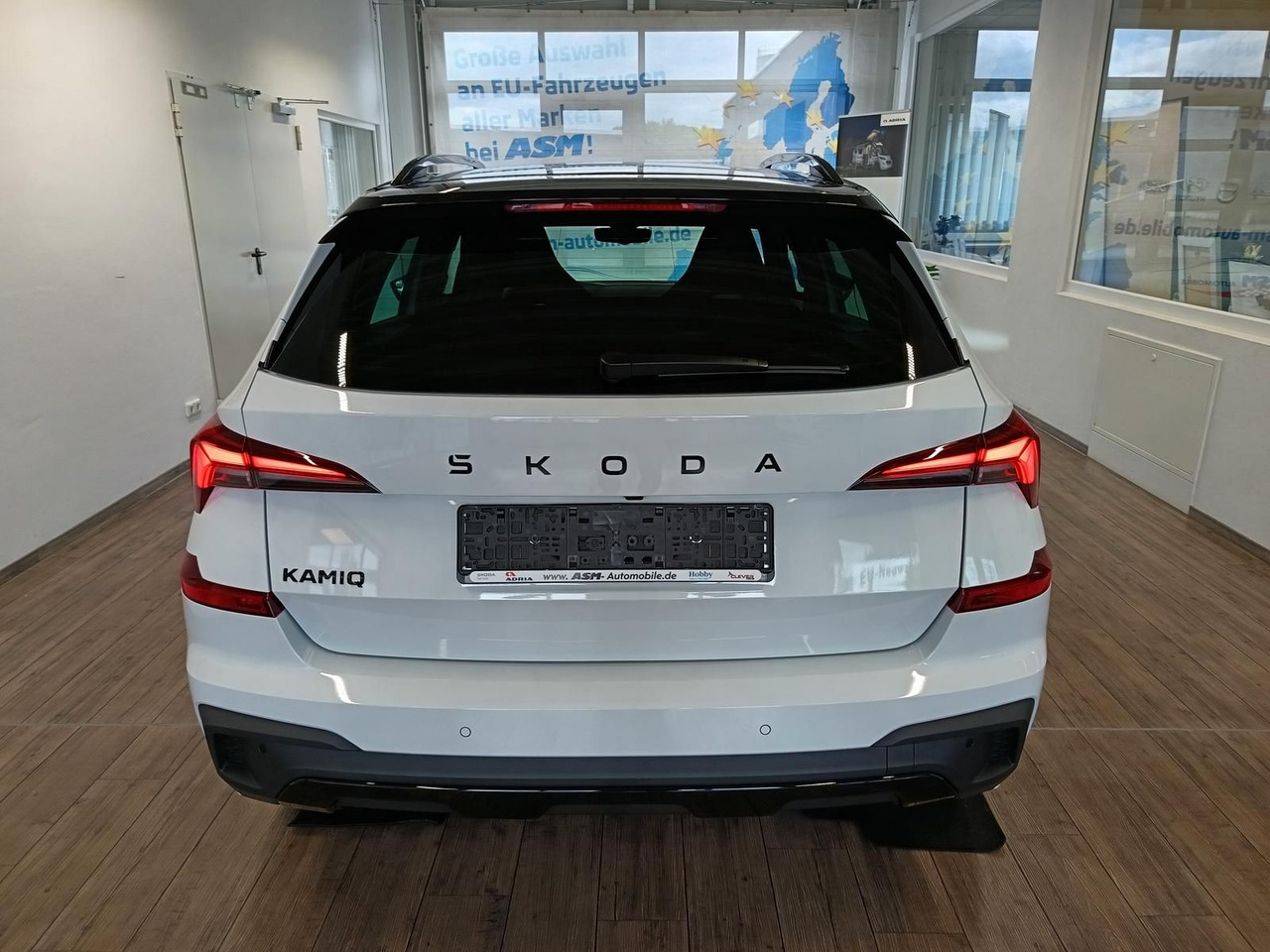 Skoda Kamiq Monte Carlo 1,5 TSI DSG*AHK*PANO*LED*ACC* - SUV: foto 5 Skoda Kamiq Monte Carlo 1,5 TSI DSG*AHK*PANO*LED*ACC* - SUV: foto 5