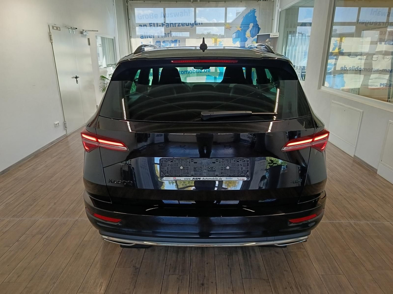 Skoda Karoq Sportline 2,0 TDI 4x4*AHK*PSD*STD.HZG*DCC* - SUV: foto 5 Skoda Karoq Sportline 2,0 TDI 4x4*AHK*PSD*STD.HZG*DCC* - SUV: foto 5