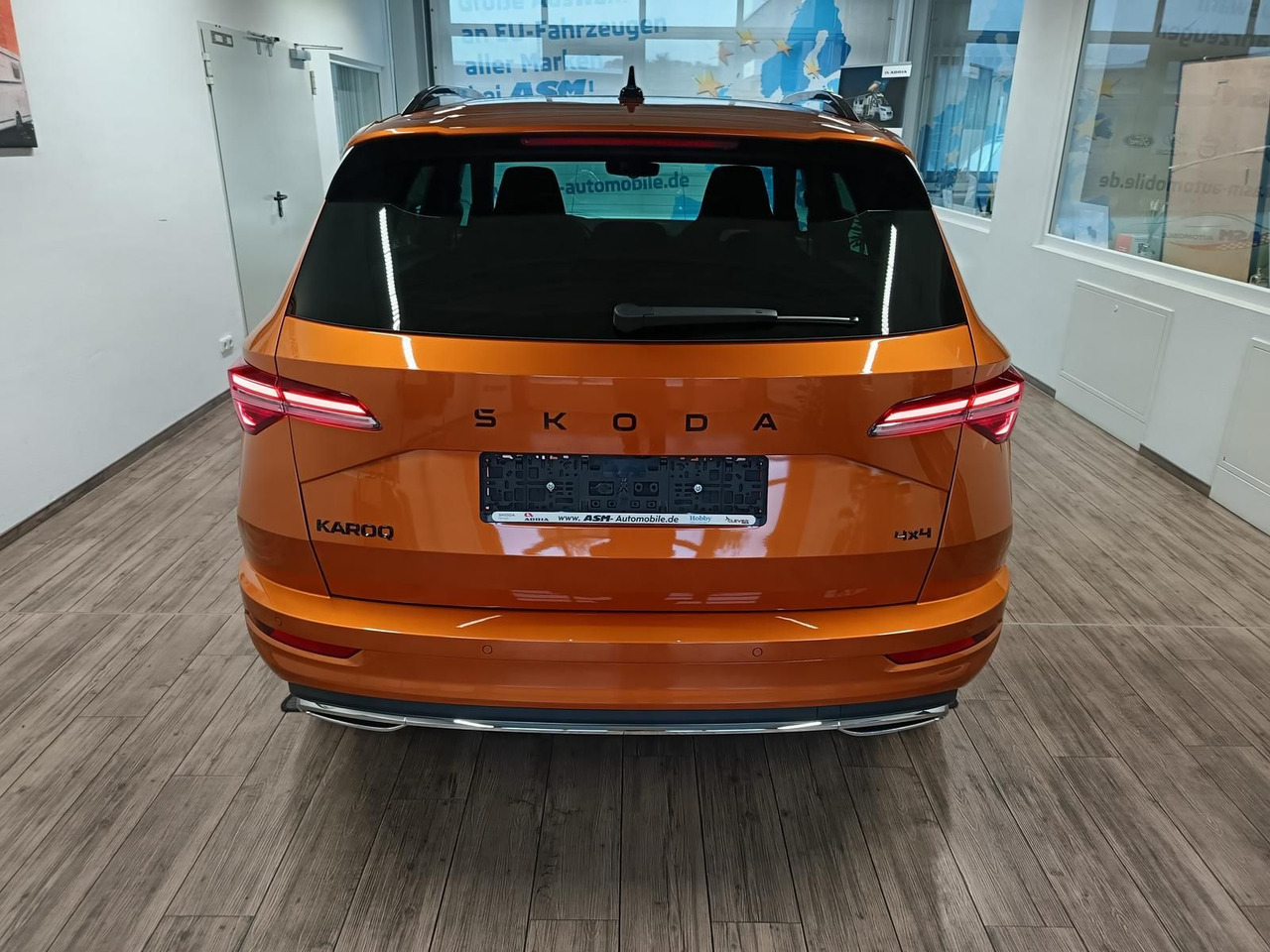 Skoda Karoq Sportline 2,0 TDI DSG 4x4*AHK*PSD*STD.HZG* - SUV: foto 5 Skoda Karoq Sportline 2,0 TDI DSG 4x4*AHK*PSD*STD.HZG* - SUV: foto 5