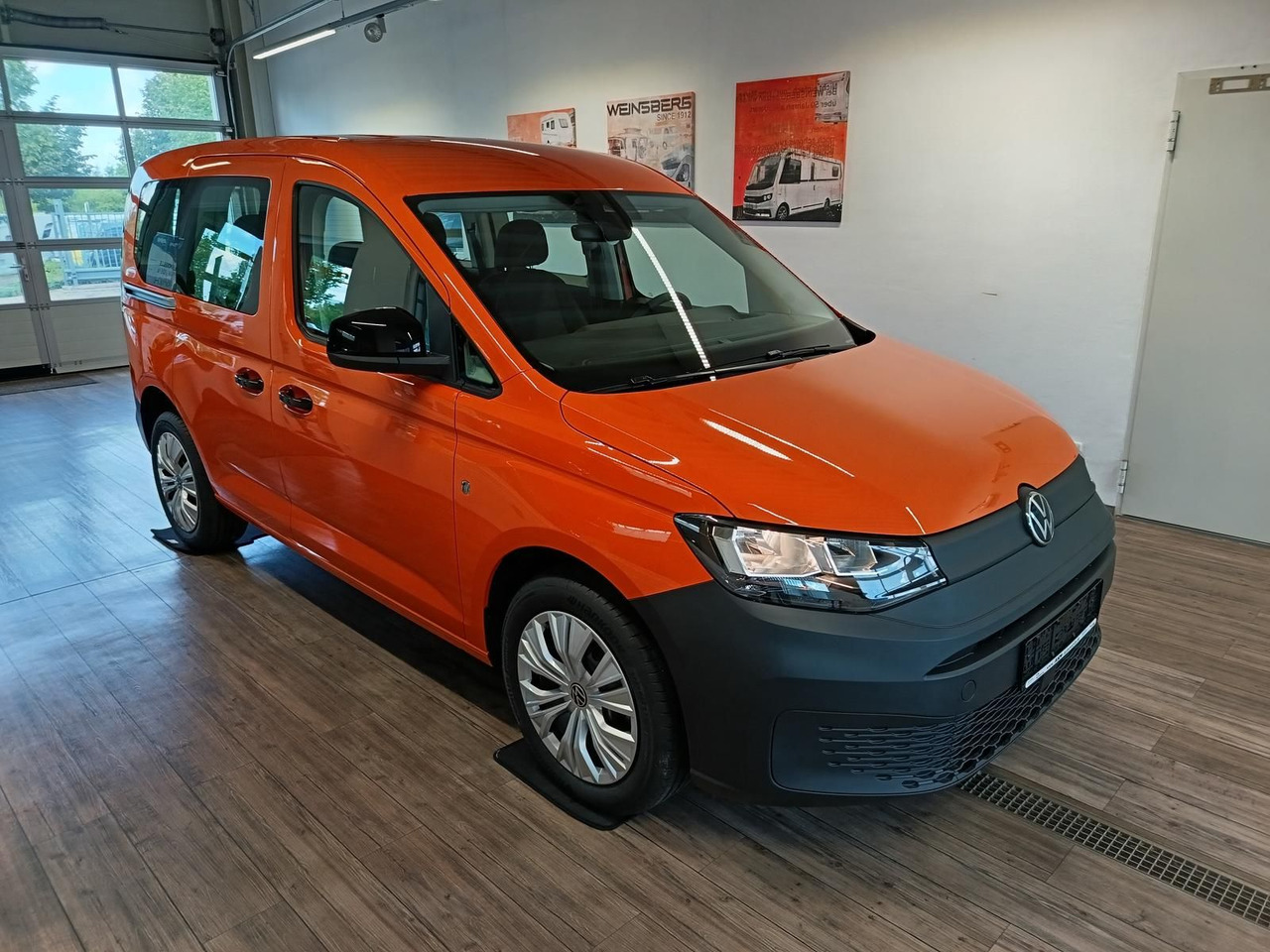 Volkswagen Caddy 2.0 TDI 75 kW*PDC*TEMP*DAB*KLIMA*5-SITZER* - Carro perua: foto 3 Volkswagen Caddy 2.0 TDI 75 kW*PDC*TEMP*DAB*KLIMA*5-SITZER* - Carro perua: foto 3
