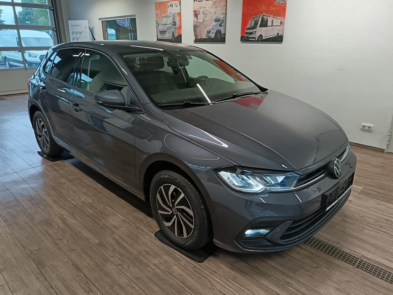 Volkswagen Polo Life 1.0 TSI 70 kW*LED*R-KAM*TEMP*PDC*SHZ* - Automóvel: foto 3 Volkswagen Polo Life 1.0 TSI 70 kW*LED*R-KAM*TEMP*PDC*SHZ* - Automóvel: foto 3