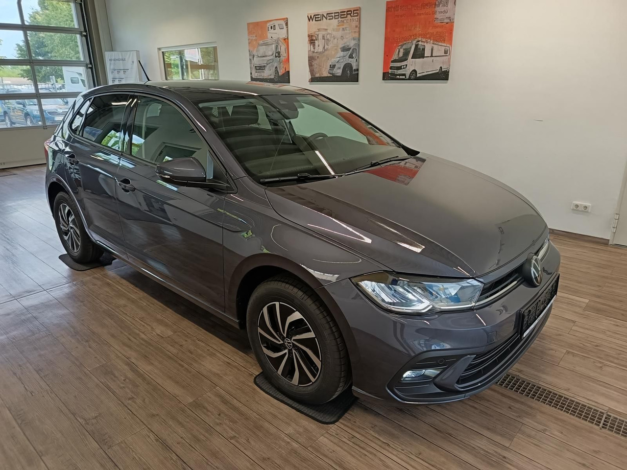 Volkswagen Polo Life 1.0 TSI 70kW DSG*LED*ACC*R-KAM*DAB*PDC - Automóvel: foto 3 Volkswagen Polo Life 1.0 TSI 70kW DSG*LED*ACC*R-KAM*DAB*PDC - Automóvel: foto 3