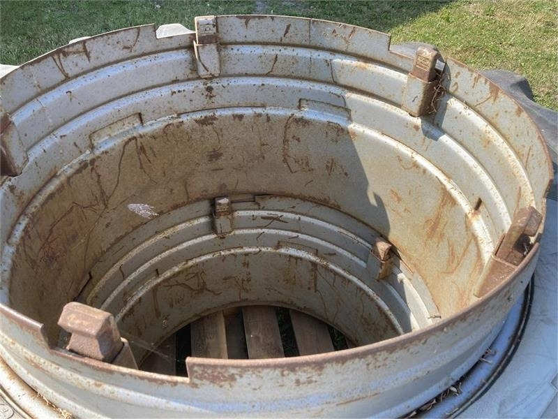 Dual 5-klods 580/70r38 - Jantes e pneus de Máquina agrícola: foto 3 Dual 5-klods 580/70r38 - Jantes e pneus de Máquina agrícola: foto 3