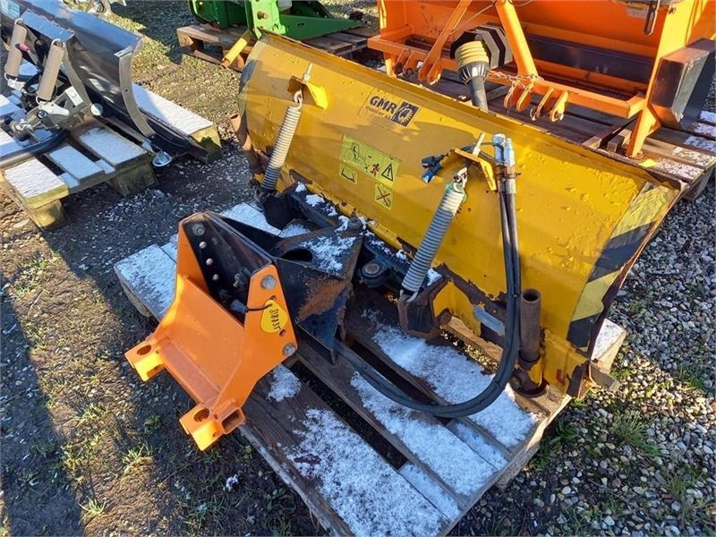 GMR FS1300L Med Stiga Titan ophæng - Lâmina limpa-neves de Máquina agrícola: foto 3 GMR FS1300L Med Stiga Titan ophæng - Lâmina limpa-neves de Máquina agrícola: foto 3