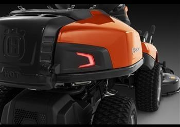 Husqvarna R 316TsX AWD inkl. Combi 112 cm klipperbord - Cortador de grama: foto 5 Husqvarna R 316TsX AWD inkl. Combi 112 cm klipperbord - Cortador de grama: foto 5