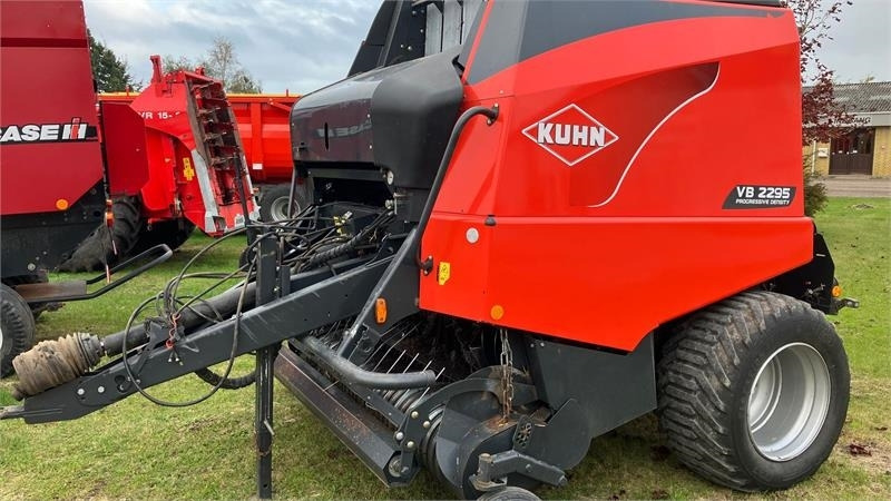 Kuhn VB 2295 - Enfardadeira de fardos redondos: foto 1 Kuhn VB 2295 - Enfardadeira de fardos redondos: foto 1