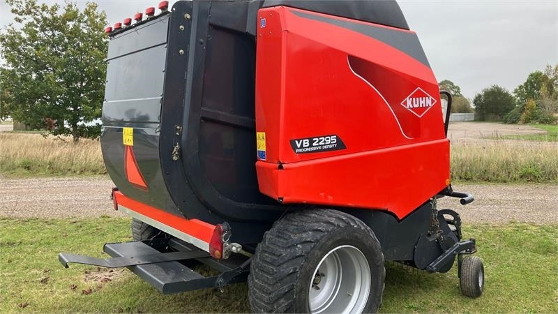 Kuhn VB 2295 - Enfardadeira de fardos redondos: foto 4 Kuhn VB 2295 - Enfardadeira de fardos redondos: foto 4