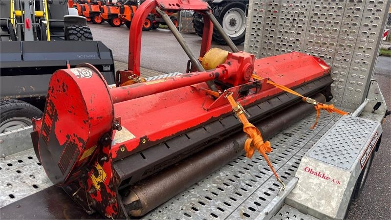 Kuhn VKM 305 Slagleslå maskine - Gadanheira: foto 1 Kuhn VKM 305 Slagleslå maskine - Gadanheira: foto 1