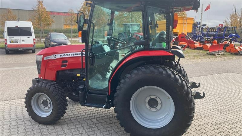 Massey Ferguson 1765 M HC - Trator municipal: foto 4 Massey Ferguson 1765 M HC - Trator municipal: foto 4