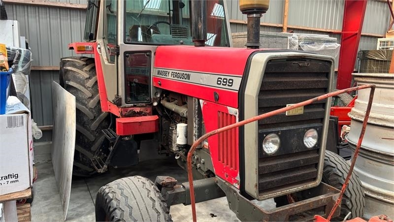 Massey Ferguson 699 - Trator: foto 1 Massey Ferguson 699 - Trator: foto 1