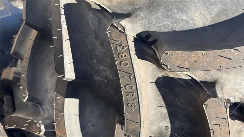 Mitas 420/70-24 - Pneu de Veículo municipal/ Especial: foto 1 Mitas 420/70-24 - Pneu de Veículo municipal/ Especial: foto 1