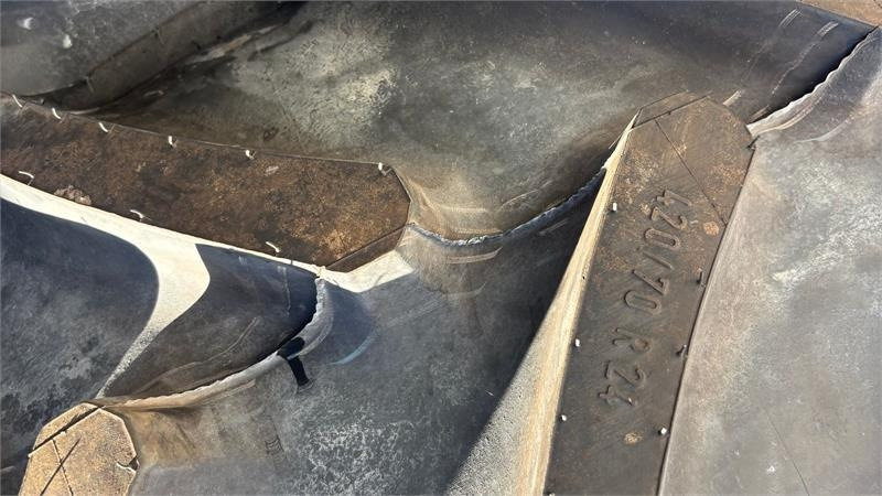 Mitas 420/70-24 - Pneu de Veículo municipal/ Especial: foto 3 Mitas 420/70-24 - Pneu de Veículo municipal/ Especial: foto 3