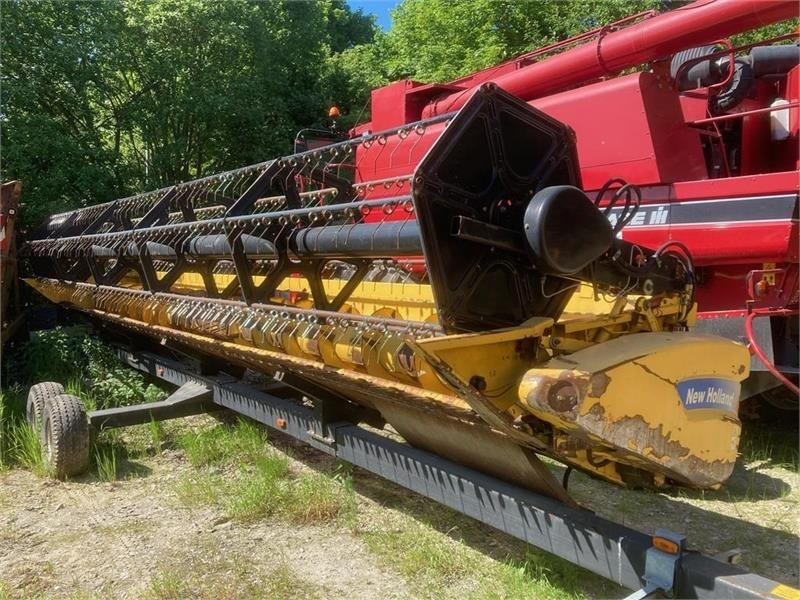 New Holland 30" Varifeed - Equipamento para colheitadeira: foto 2 New Holland 30" Varifeed - Equipamento para colheitadeira: foto 2