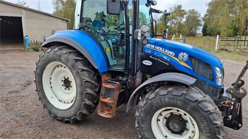 New Holland T5.115 EC - Trator: foto 2 New Holland T5.115 EC - Trator: foto 2