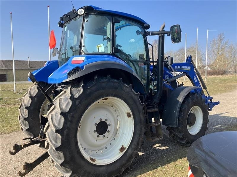 New Holland T5.115 EC Med NH 740TL frontlæsser - Trator: foto 4 New Holland T5.115 EC Med NH 740TL frontlæsser - Trator: foto 4
