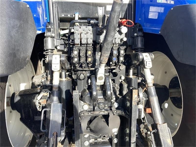New Holland T7.315 Auto Command Ny Motor  - Trator: foto 4 New Holland T7.315 Auto Command Ny Motor  - Trator: foto 4