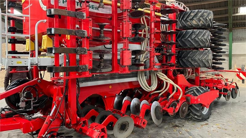 Pöttinger Terrasem C6 Fertilizer - Semeadeira: foto 2 Pöttinger Terrasem C6 Fertilizer - Semeadeira: foto 2