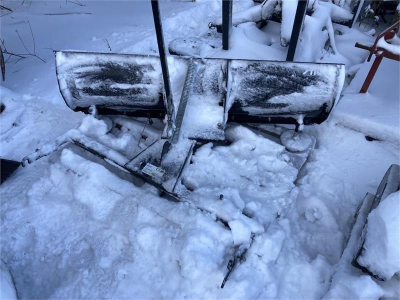 Stiga Park 120 cm med Gummiskær - Lâmina limpa-neves de Máquina agrícola: foto 2 Stiga Park 120 cm med Gummiskær - Lâmina limpa-neves de Máquina agrícola: foto 2