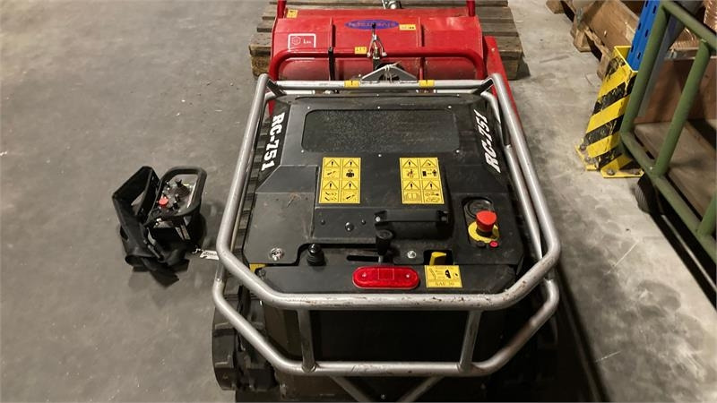 Timan RC-751 Kun 18 timer - Cortador de grama: foto 3 Timan RC-751 Kun 18 timer - Cortador de grama: foto 3