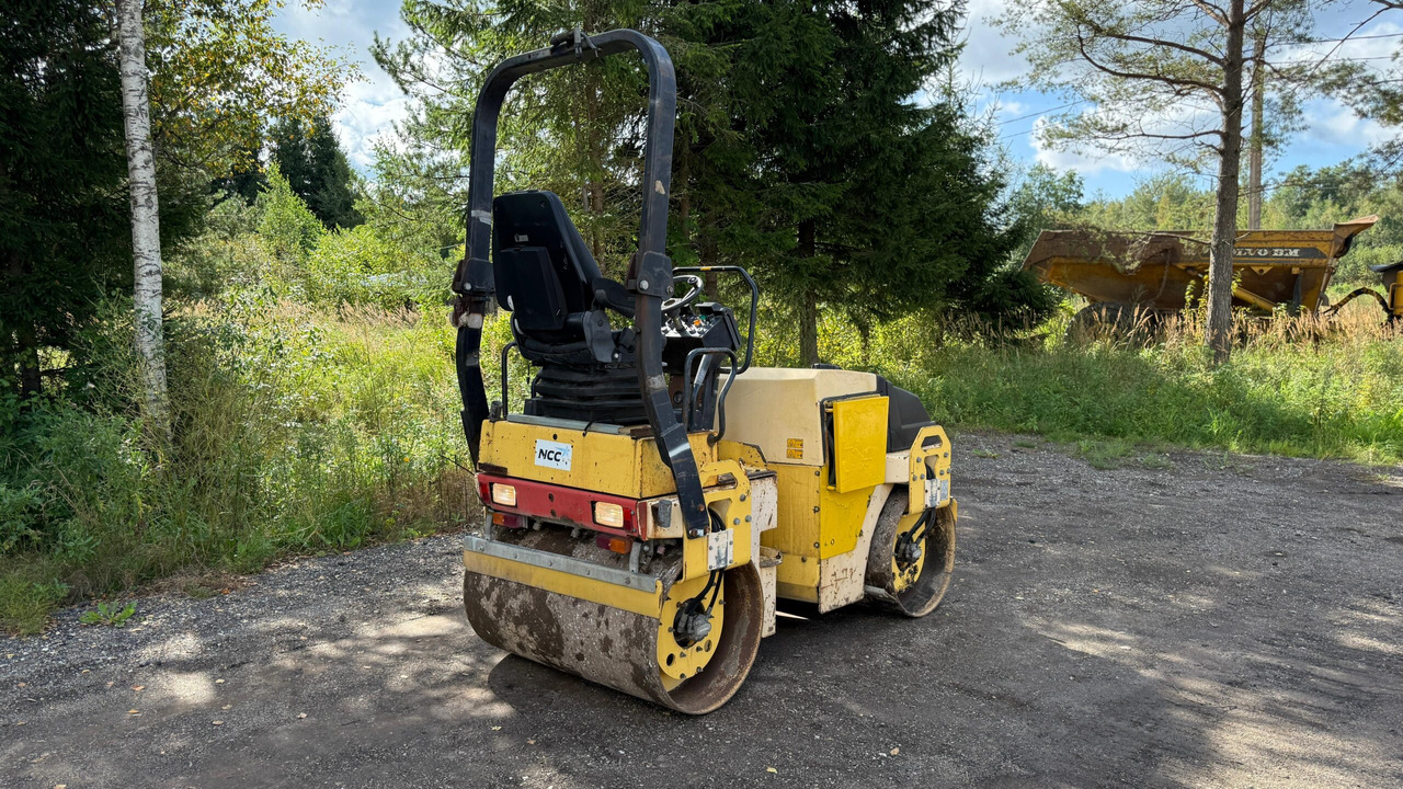 Dynapac CC122 - Compactador de asfalto: foto 4 Dynapac CC122 - Compactador de asfalto: foto 4