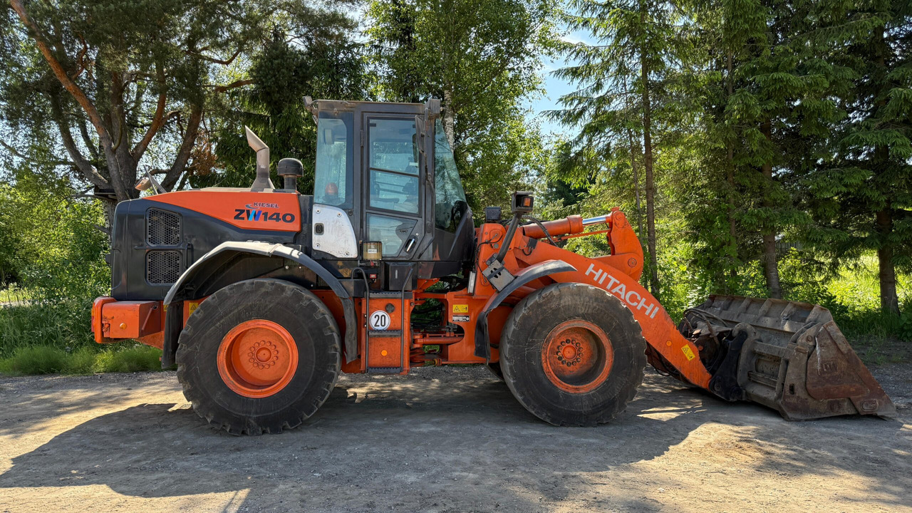 Hitachi ZW140 - Carregadeira de rodas: foto 5 Hitachi ZW140 - Carregadeira de rodas: foto 5