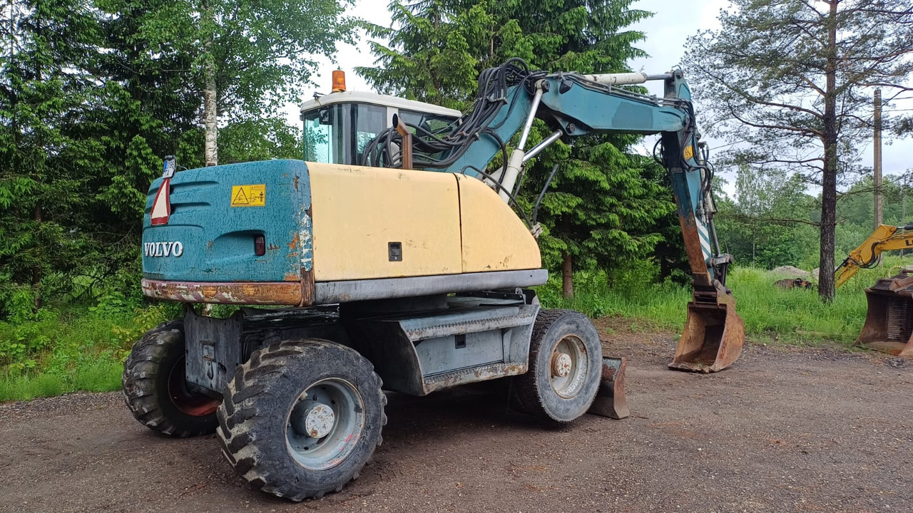 Volvo EW140 - Escavadeira de rodas: foto 4 Volvo EW140 - Escavadeira de rodas: foto 4