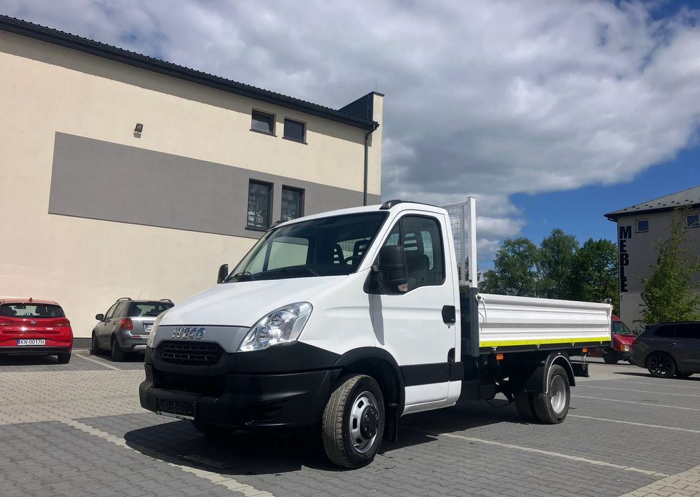 Iveco Iveco daily 35C13 wywrotka solidny kiper - Furgão basculante: foto 3 Iveco Iveco daily 35C13 wywrotka solidny kiper - Furgão basculante: foto 3