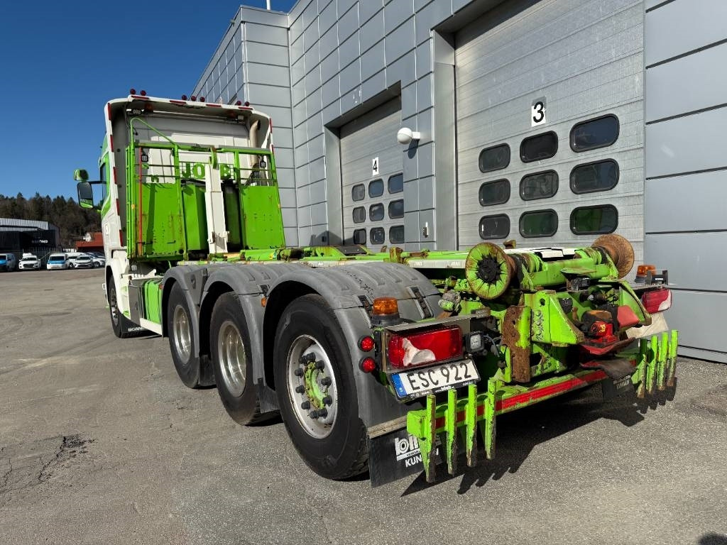 Scania R580lb8x4*4hna - Caminhão polibenne: foto 3 Scania R580lb8x4*4hna - Caminhão polibenne: foto 3