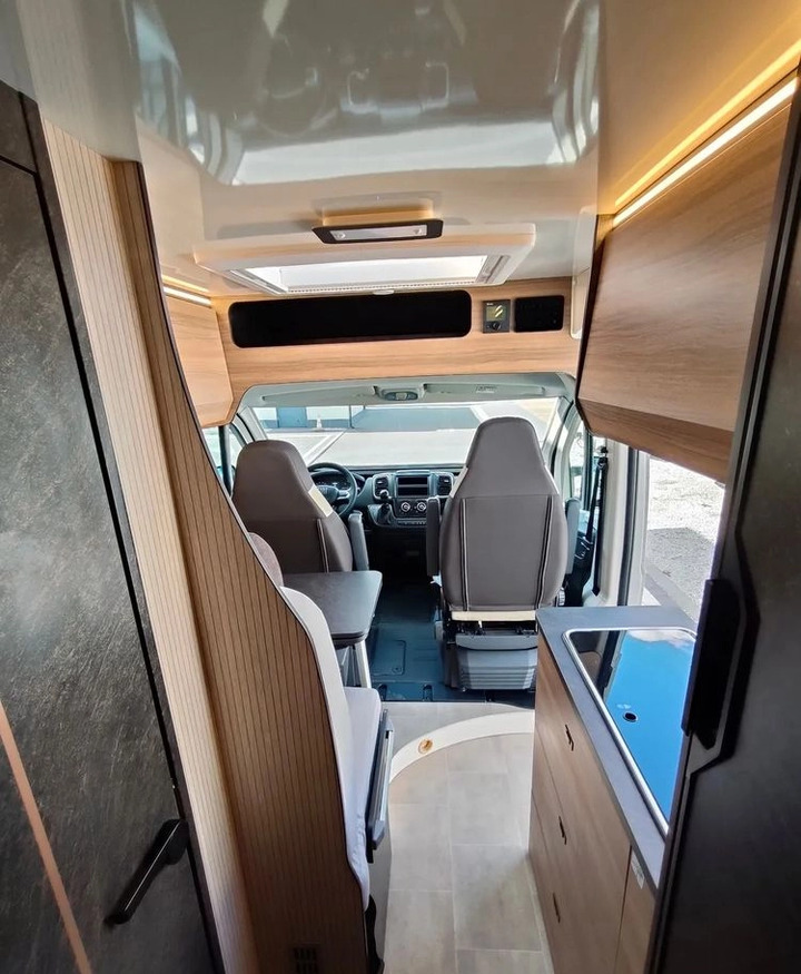 Campervan nuevo Fiat Ducato Rimor Horus 45 NEW AUTOMAT Grau Truma Diesel Lampen FULL LED 4-Sitzer: foto 19