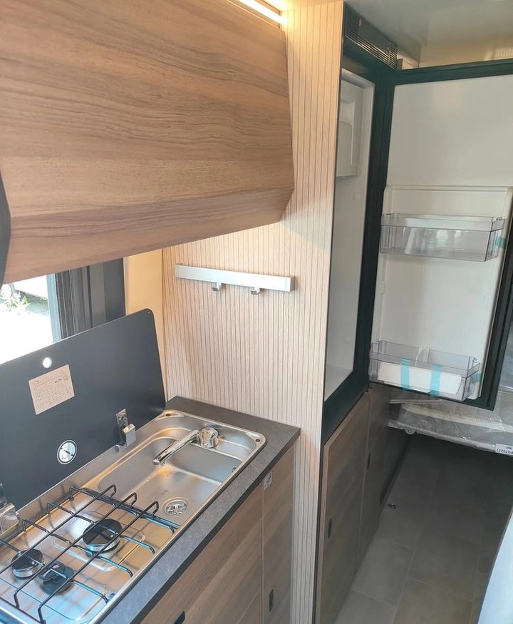 Campervan nuevo Fiat Ducato Rimor Horus 45 NEW AUTOMAT Grau Truma Diesel Lampen FULL LED 4-Sitzer: foto 13